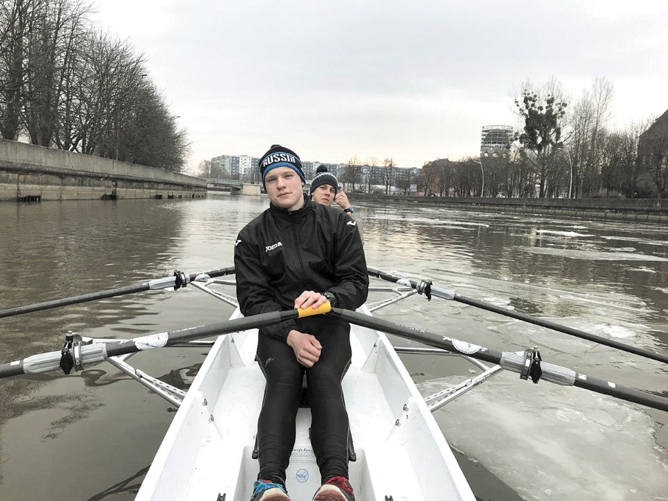 В России и за рубежом готовятся псковские гребцы к новому сезону