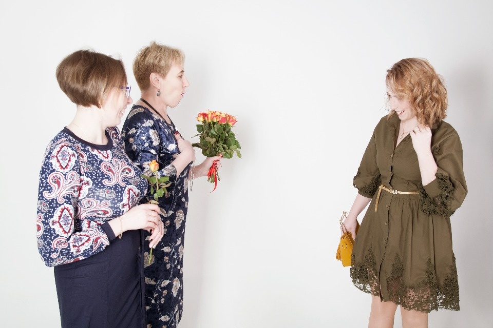 По примеру мамы