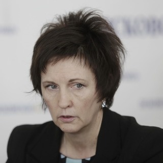 С температурой — в поликлинику