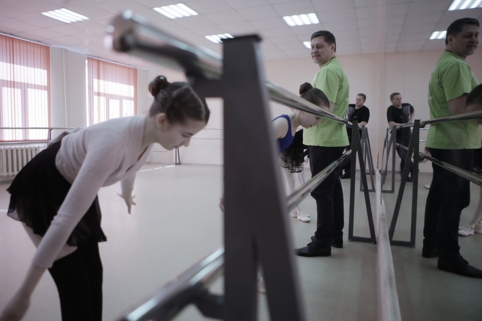 Репетиция Гедиминаса Таранды с псковским «Щелкунчиком» Репетиция Гедиминаса Таранды с псковским «Щелкунчиком»