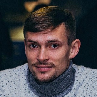 В сети набирает популярность хештег #БеговойПсков