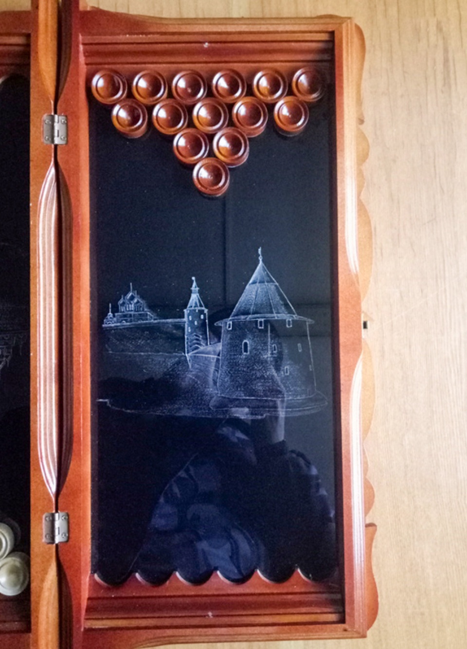 Сувениры к Ганзе создают в колонии под Псковом