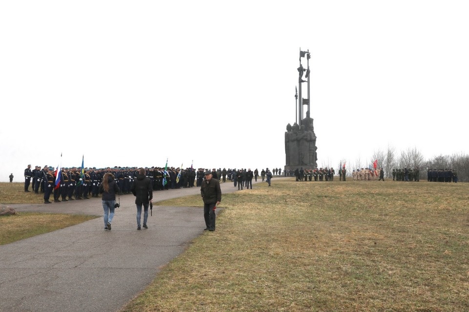 Митинг на горе Соколиха в День воинской славы России. Митинг на горе Соколиха в День воинской славы России.