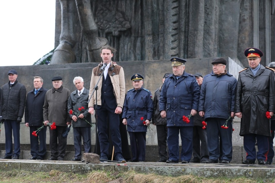 Митинг на горе Соколиха в День воинской славы России. Митинг на горе Соколиха в День воинской славы России.