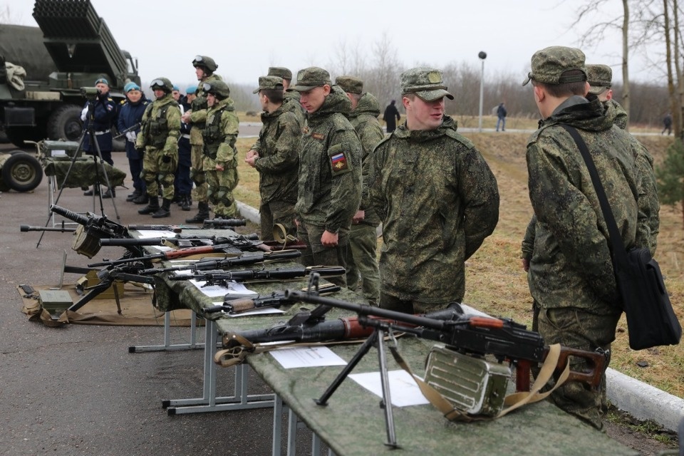 Митинг на горе Соколиха в День воинской славы России. Митинг на горе Соколиха в День воинской славы России.