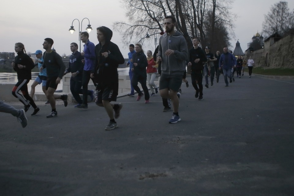 «Ночной забег» в Пскове «Ночной забег» в Пскове