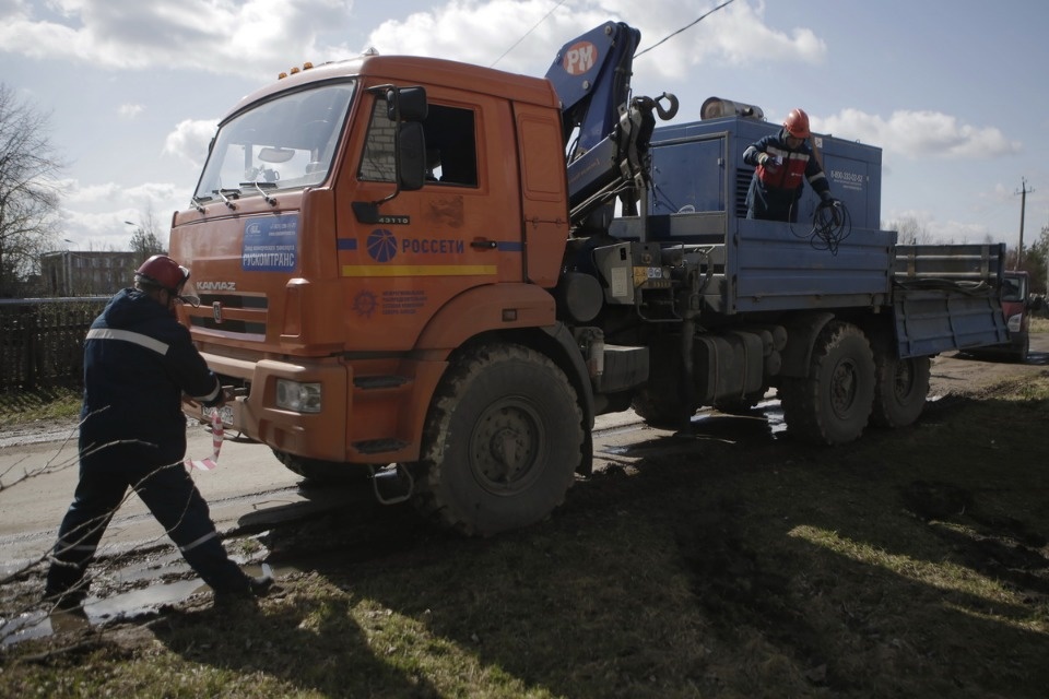 Учения энергетиков в Бежаницком районе.