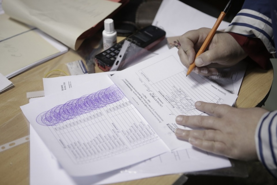 Выдача нагрудных номеров на Эстафету «Псковской правды»