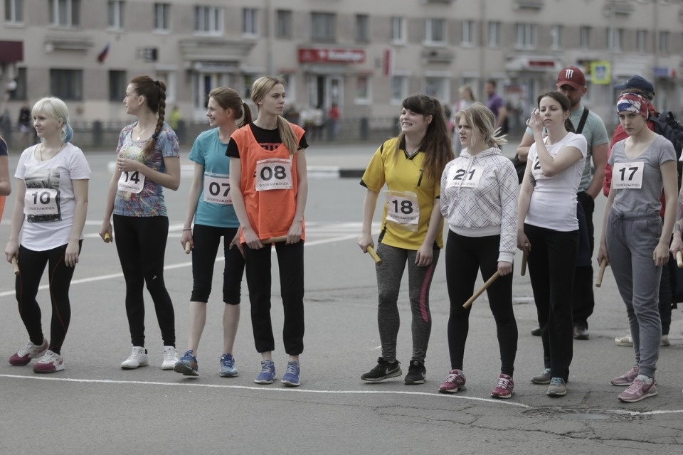 Тысячи псковичей пробежали эстафету «Псковской правды» – 2018