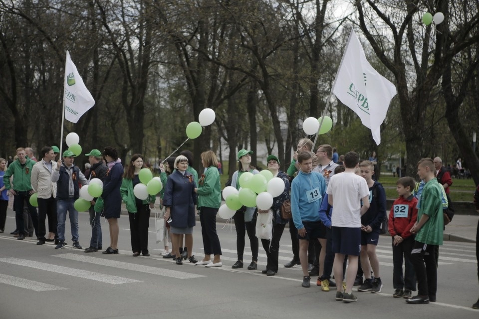 Тысячи псковичей пробежали эстафету «Псковской правды» – 2018