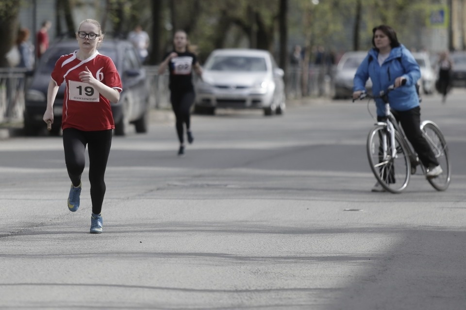 Тысячи псковичей пробежали эстафету «Псковской правды» – 2018