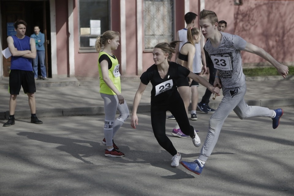 Тысячи псковичей пробежали эстафету «Псковской правды» – 2018