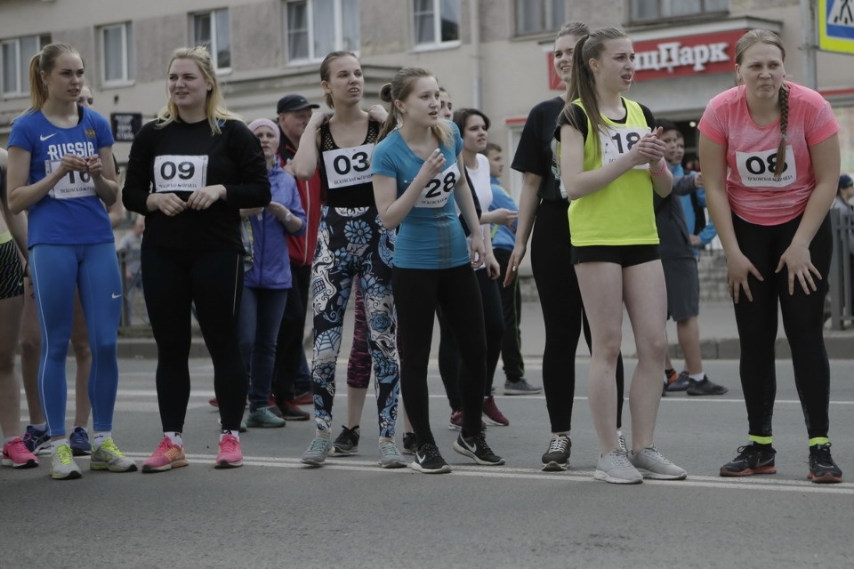 Тысячи псковичей пробежали эстафету «Псковской правды» – 2018