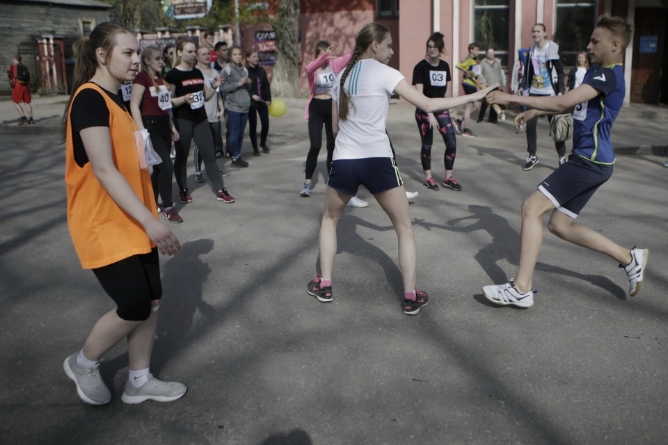 Тысячи псковичей пробежали эстафету «Псковской правды» – 2018