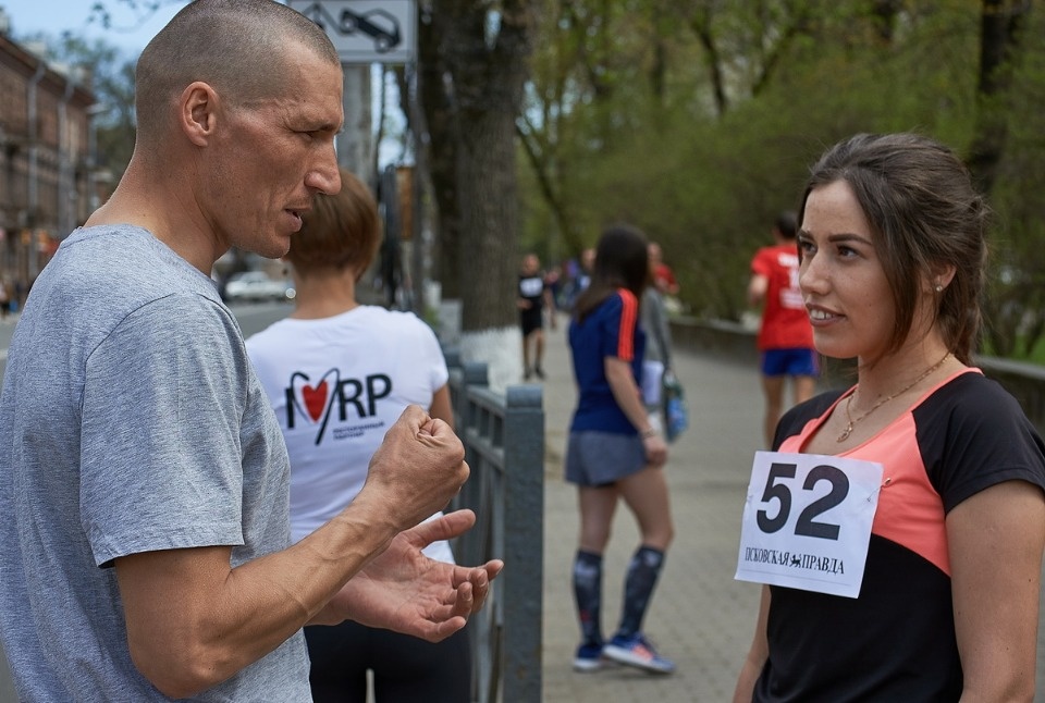 Тысячи псковичей пробежали эстафету «Псковской правды» – 2018