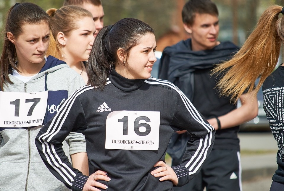 Тысячи псковичей пробежали эстафету «Псковской правды» – 2018