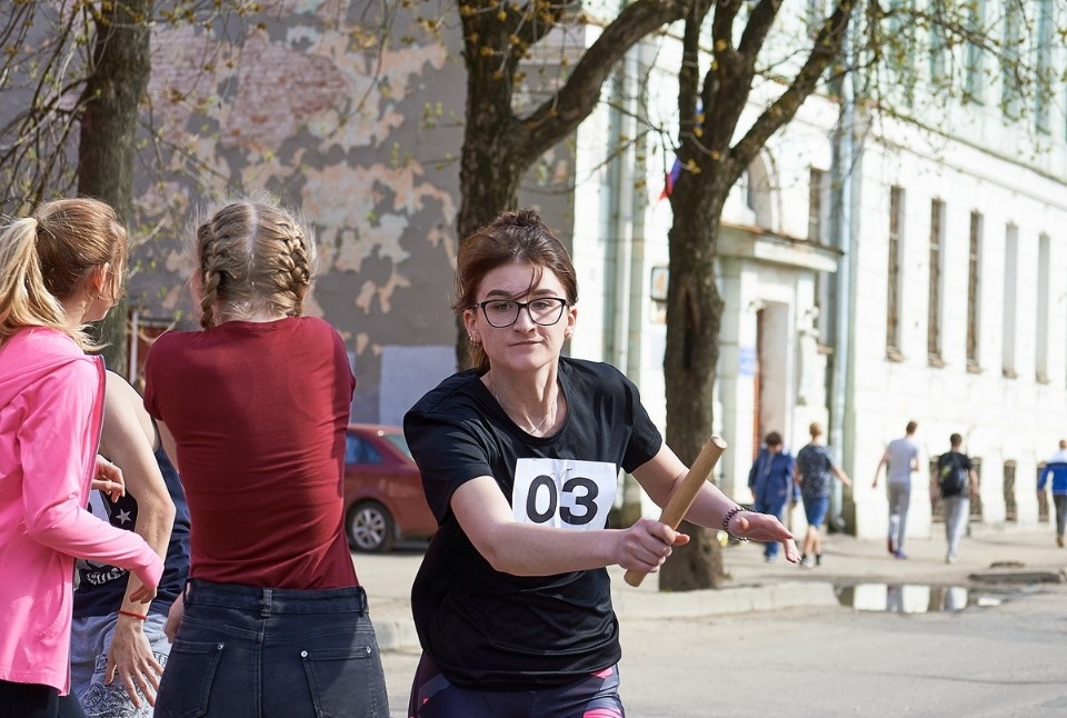 Тысячи псковичей пробежали эстафету «Псковской правды» – 2018