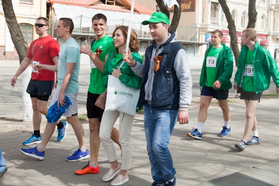 Тысячи псковичей пробежали эстафету «Псковской правды» – 2018