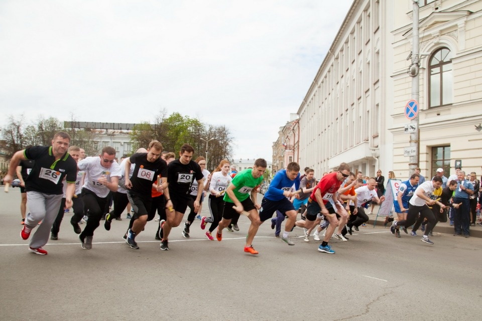 Тысячи псковичей пробежали эстафету «Псковской правды» – 2018