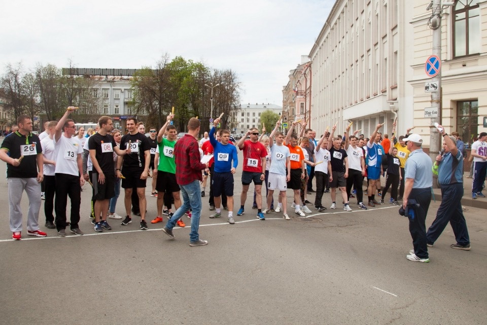Тысячи псковичей пробежали эстафету «Псковской правды» – 2018