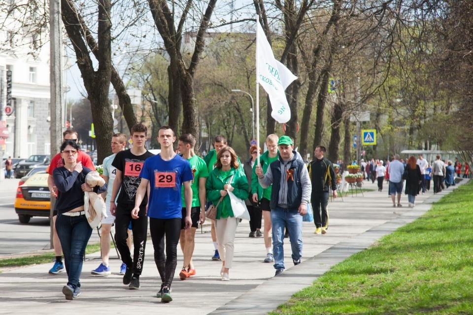 Тысячи псковичей пробежали эстафету «Псковской правды» – 2018