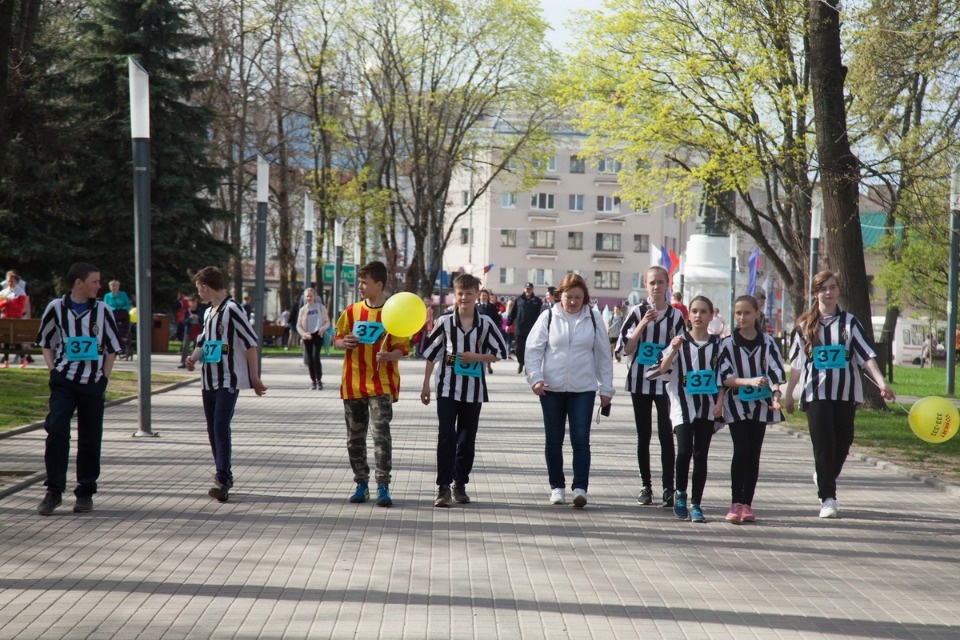 Тысячи псковичей пробежали эстафету «Псковской правды» – 2018