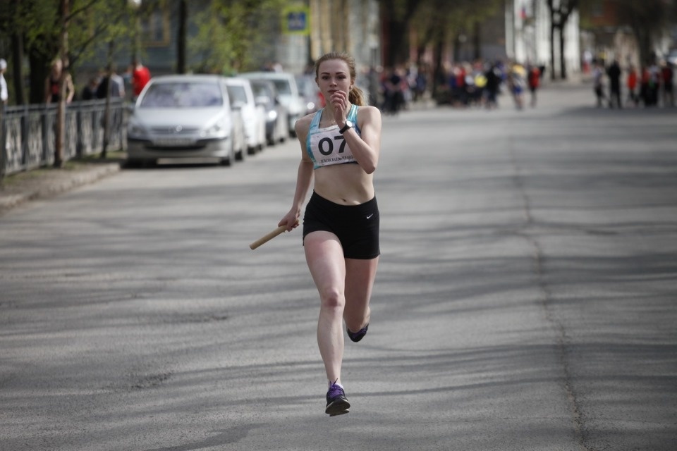 Тысячи псковичей пробежали эстафету «Псковской правды» – 2018