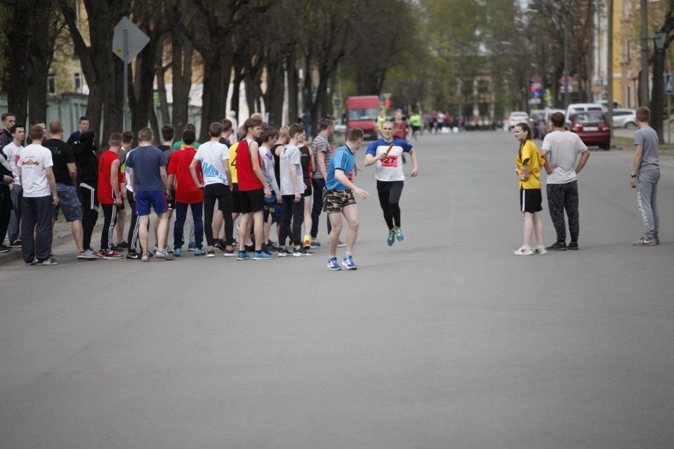 Тысячи псковичей пробежали эстафету «Псковской правды» – 2018