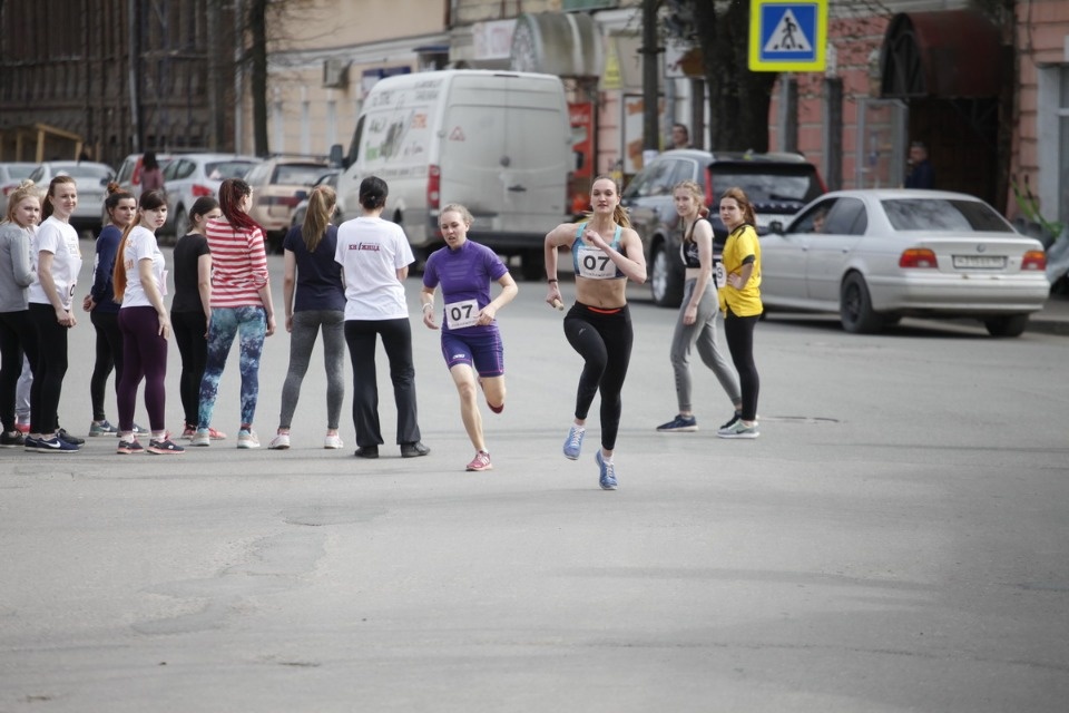 Тысячи псковичей пробежали эстафету «Псковской правды» – 2018