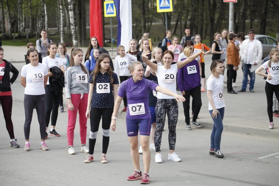 Тысячи псковичей пробежали эстафету «Псковской правды» – 2018