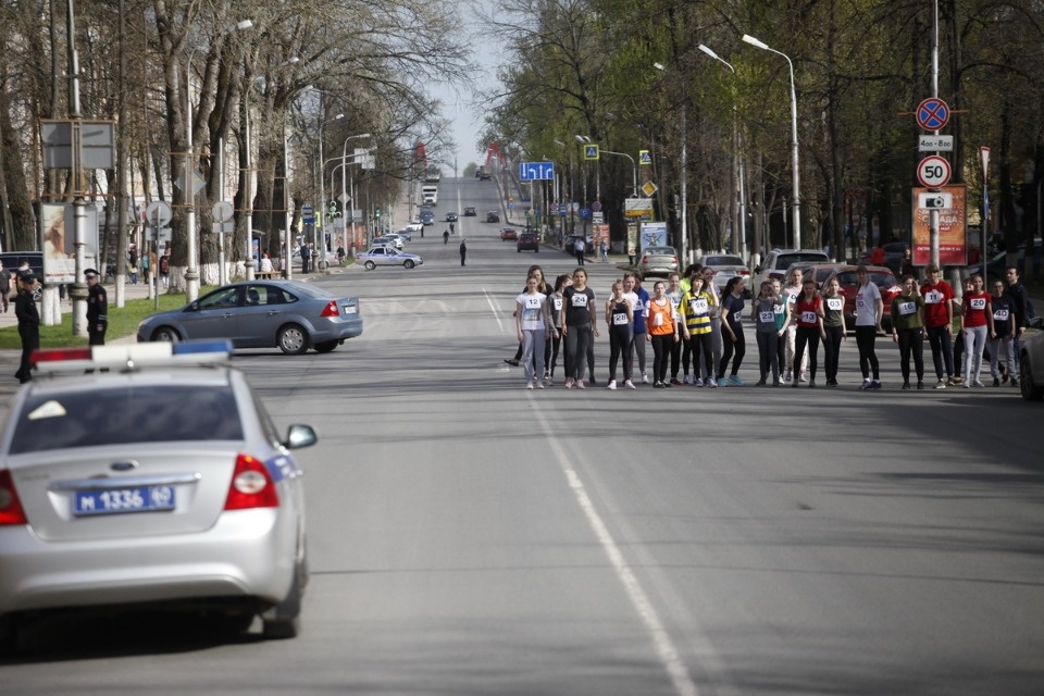 Тысячи псковичей пробежали эстафету «Псковской правды» – 2018
