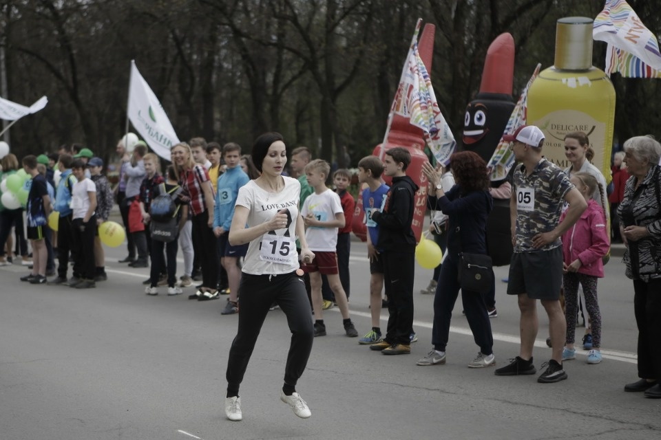 Тысячи псковичей пробежали эстафету «Псковской правды» – 2018