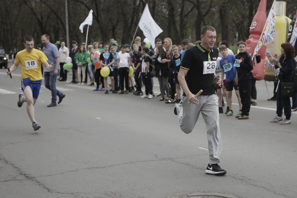 Тысячи псковичей пробежали эстафету «Псковской правды» – 2018