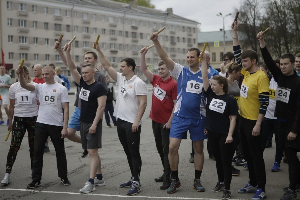 Тысячи псковичей пробежали эстафету «Псковской правды» – 2018