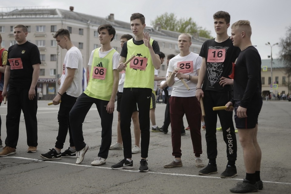 Тысячи псковичей пробежали эстафету «Псковской правды» – 2018