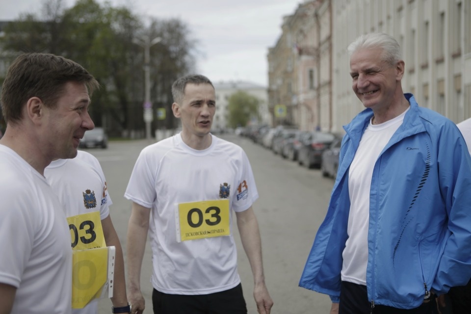 С надежными товарищами за Победу