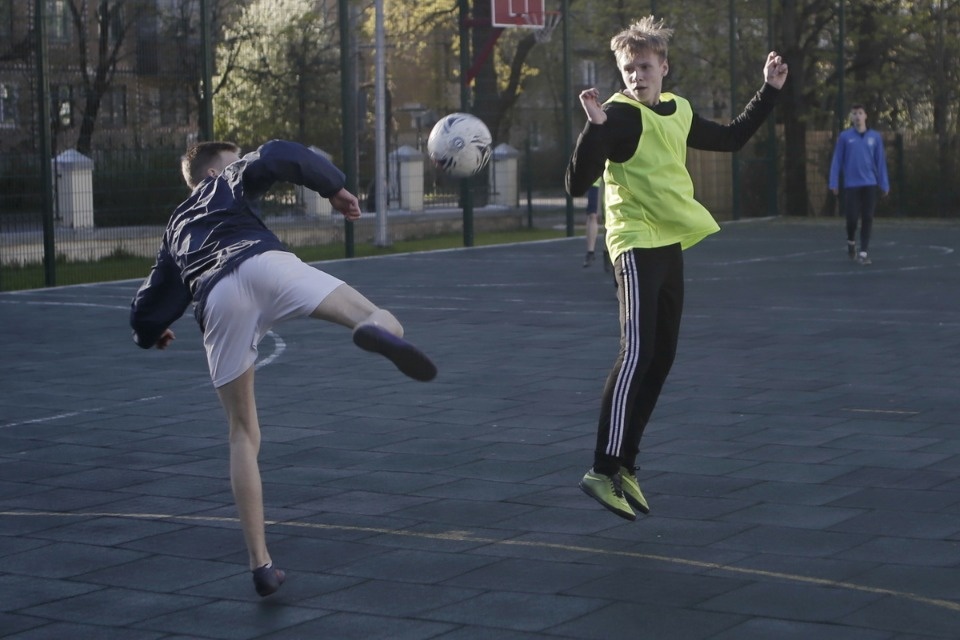 Чемпионат по дворовому футболу на кубок губернатора Чемпионат по дворовому футболу на кубок губернатора