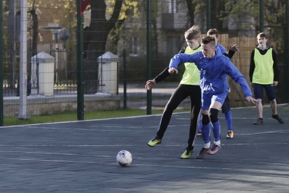 Чемпионат по дворовому футболу на кубок губернатора Чемпионат по дворовому футболу на кубок губернатора