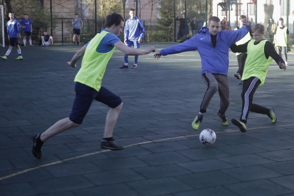 Чемпионат по дворовому футболу на кубок губернатора Чемпионат по дворовому футболу на кубок губернатора