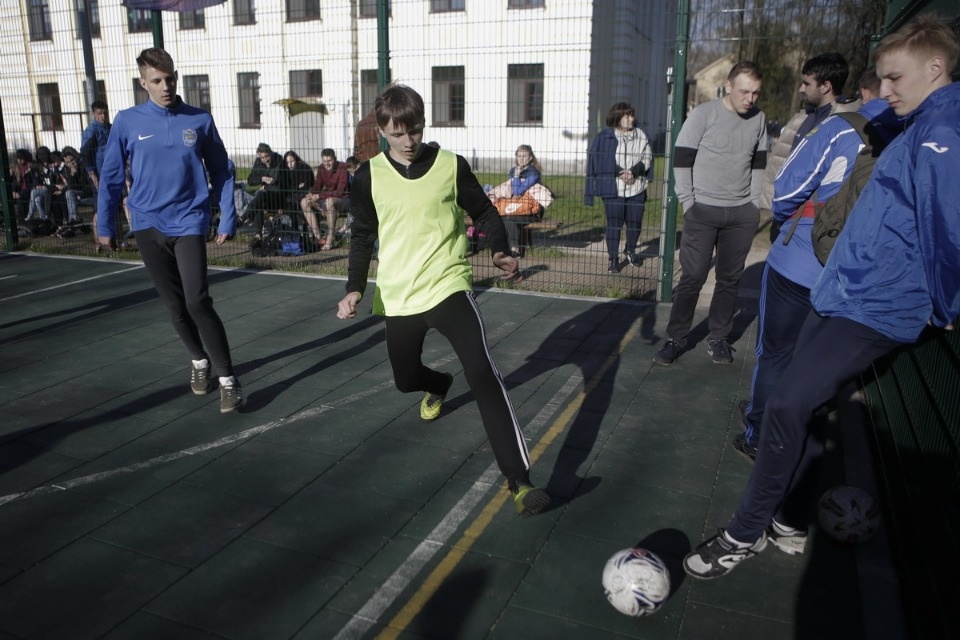 Чемпионат по дворовому футболу на кубок губернатора Чемпионат по дворовому футболу на кубок губернатора