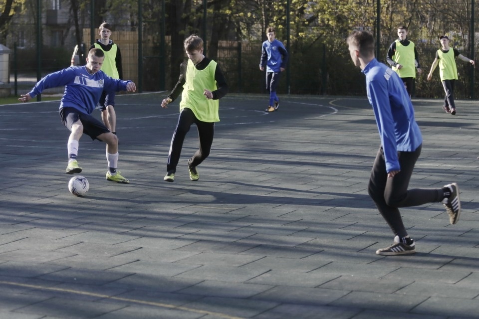 Чемпионат по дворовому футболу на кубок губернатора Чемпионат по дворовому футболу на кубок губернатора