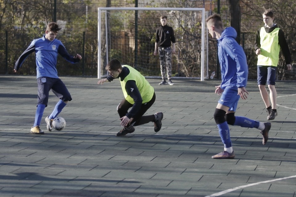 Чемпионат по дворовому футболу на кубок губернатора Чемпионат по дворовому футболу на кубок губернатора