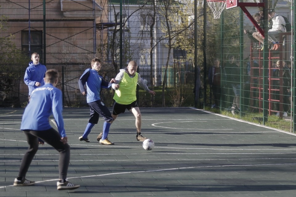 Чемпионат по дворовому футболу на кубок губернатора Чемпионат по дворовому футболу на кубок губернатора