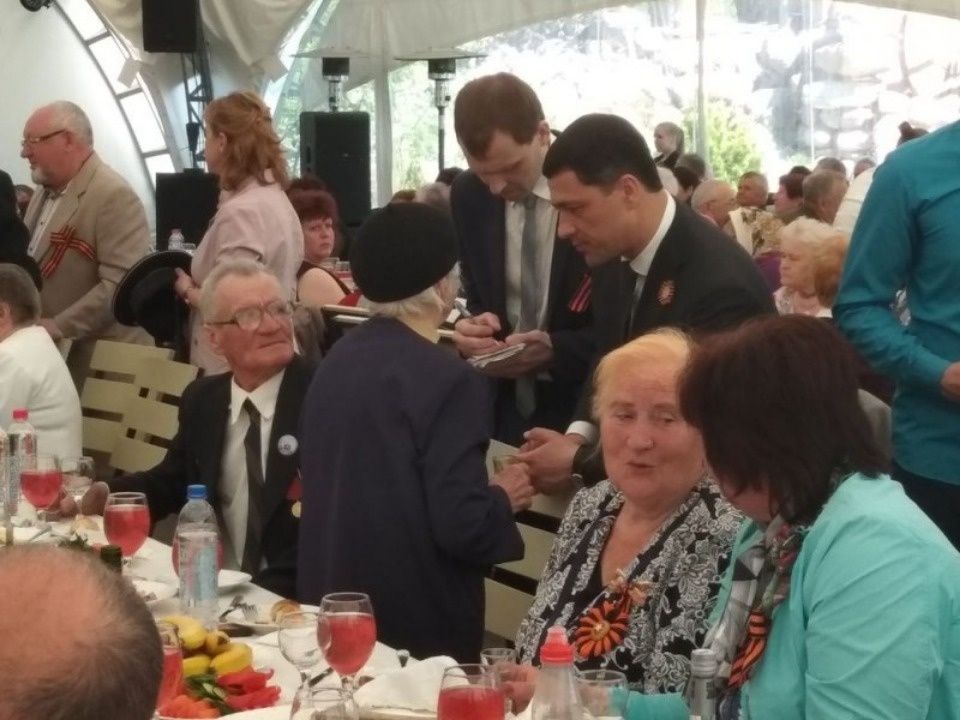 Михаил Ведерников провел торжественный прием в честь ветеранов войны