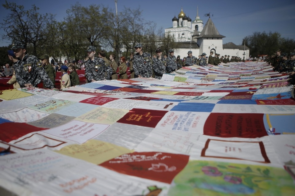 «Бессмертный полк» прошёл по Пскову
