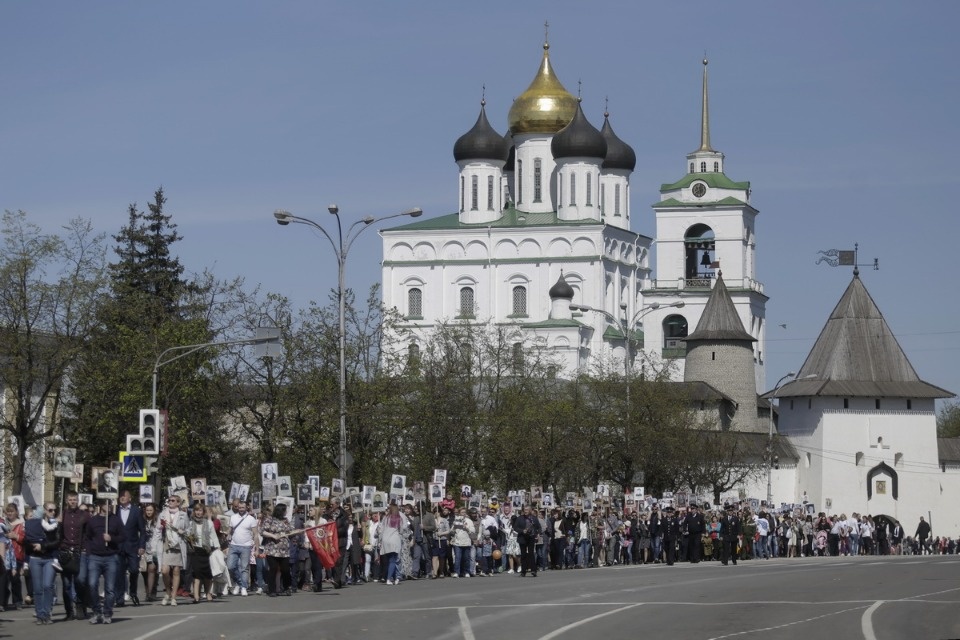 «Бессмертный полк» прошёл по Пскову