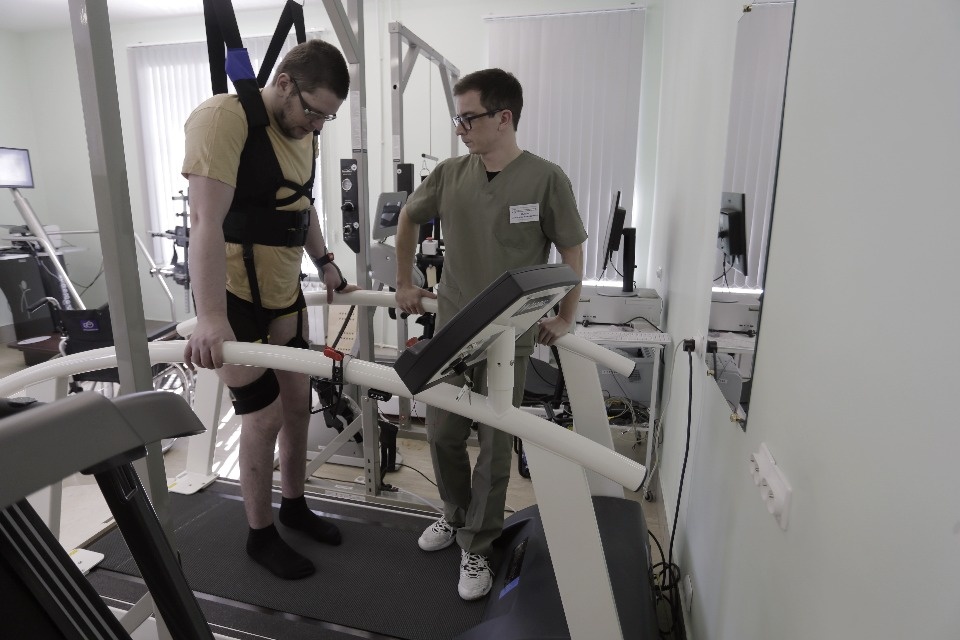 Лечебная тренировка в горбольнице Пскова