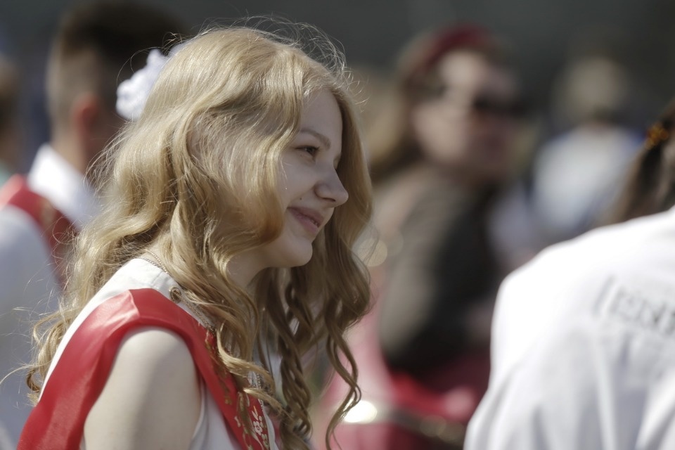 Для псковских выпускников прозвенел Последний звонок