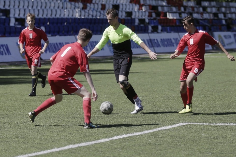 Финальный этап Чемпионата по дворовому футболу на кубок врио губернатора Михаила Ведерникова Финальный этап Чемпионата по дворовому футболу на кубок врио губернатора Михаила Ведерникова