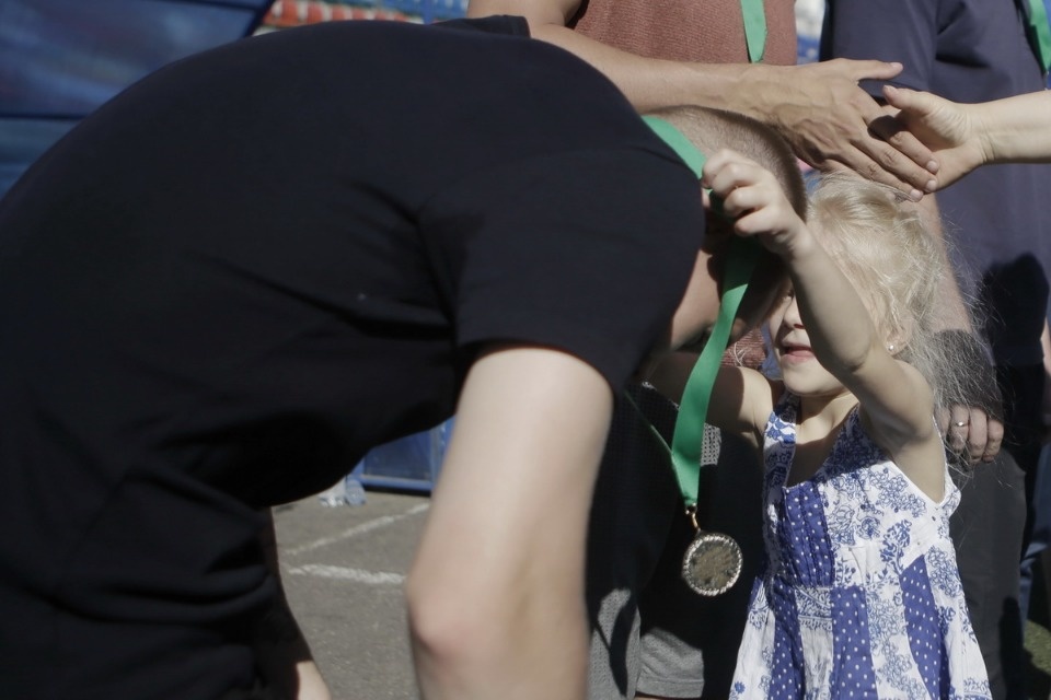 Награждение победителей Чемпионата по дворовому футболу на кубок губернатора